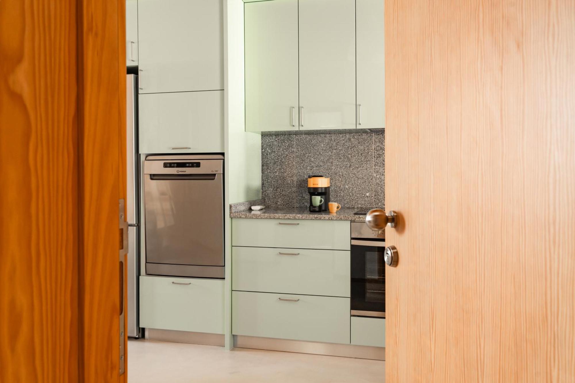 City Hall Apartments ヴィラ・レアル エクステリア 写真